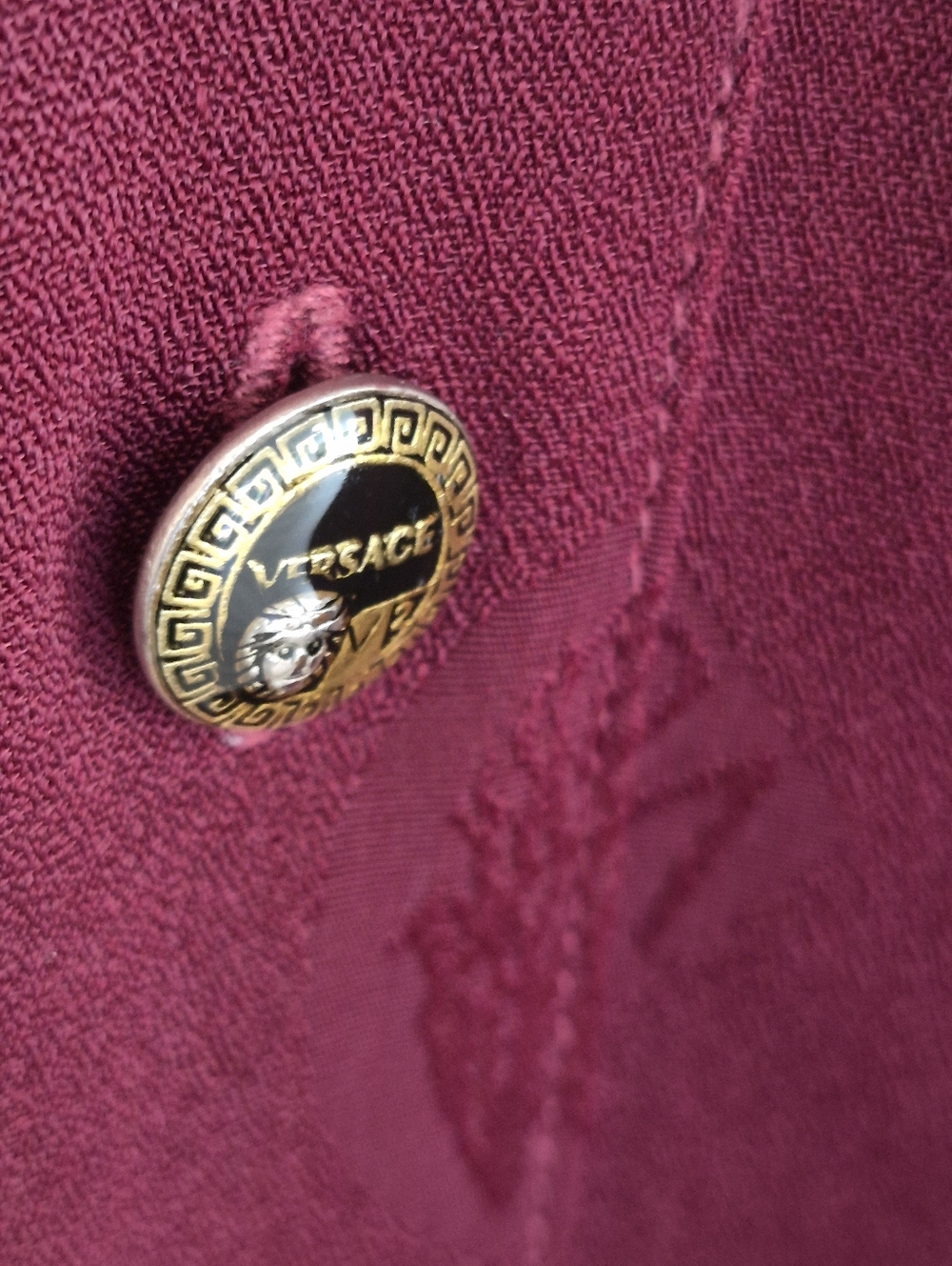 Versace Vintage Burgundy Wine Tonal Jacquard Logo Repeating Button Down M. - Picture 16 of 16
